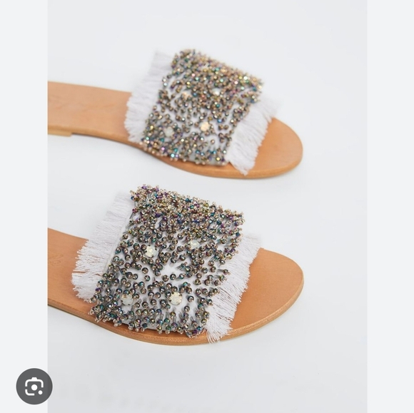 Free people outer banks slides - Picture 2 of 10